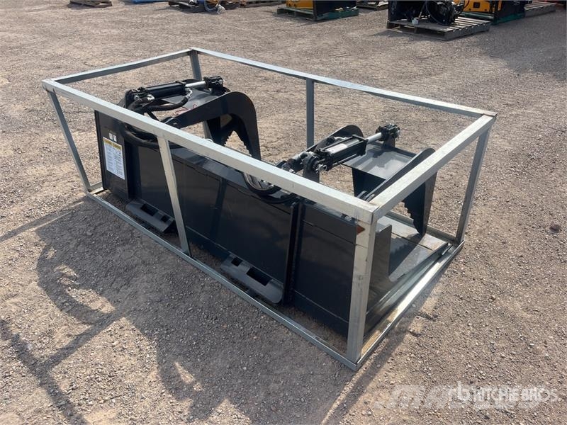 Wolverine GB-11-72W 1180 mm Log Skid Steer Grapple Grapples