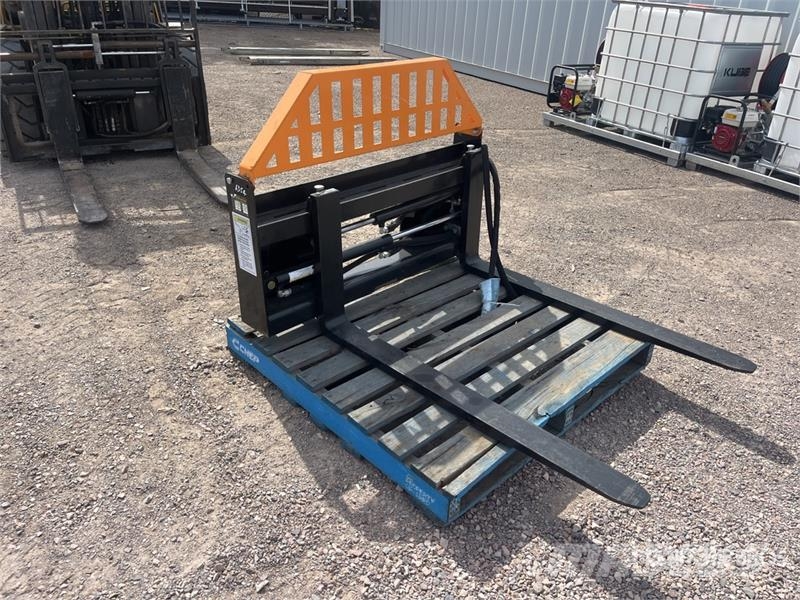  Wolverine PFA-11-3300G 1500 mm Skid Steer Forks (U Vilice