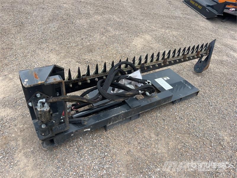  Wolverine SBM-12-72W 2100 mm Skid Steer Hedge Trim Anlegg - Annet