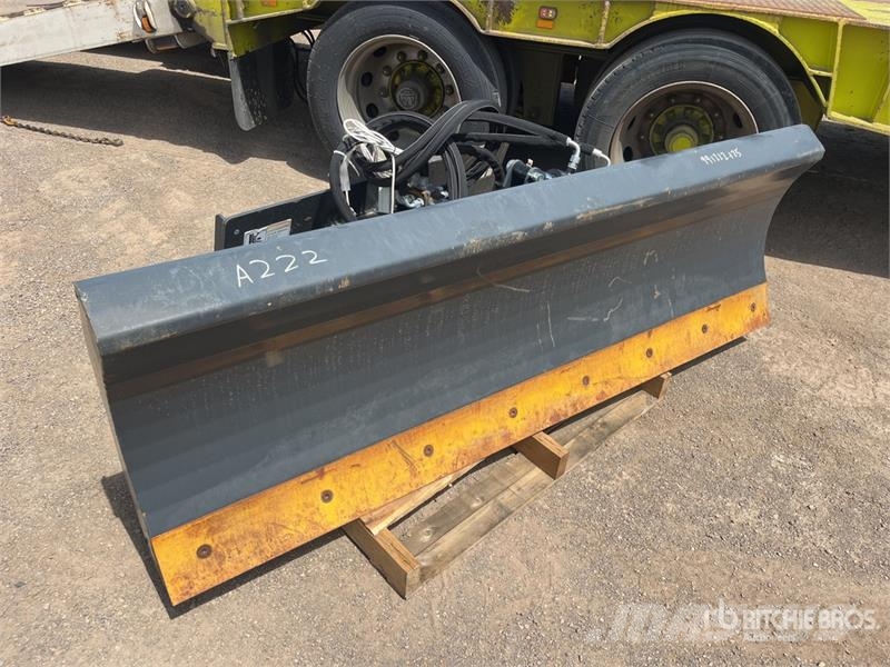Wolverine SWDB-11-84W 2140 mm Skid Steer Dozer (Un Daske / noževi