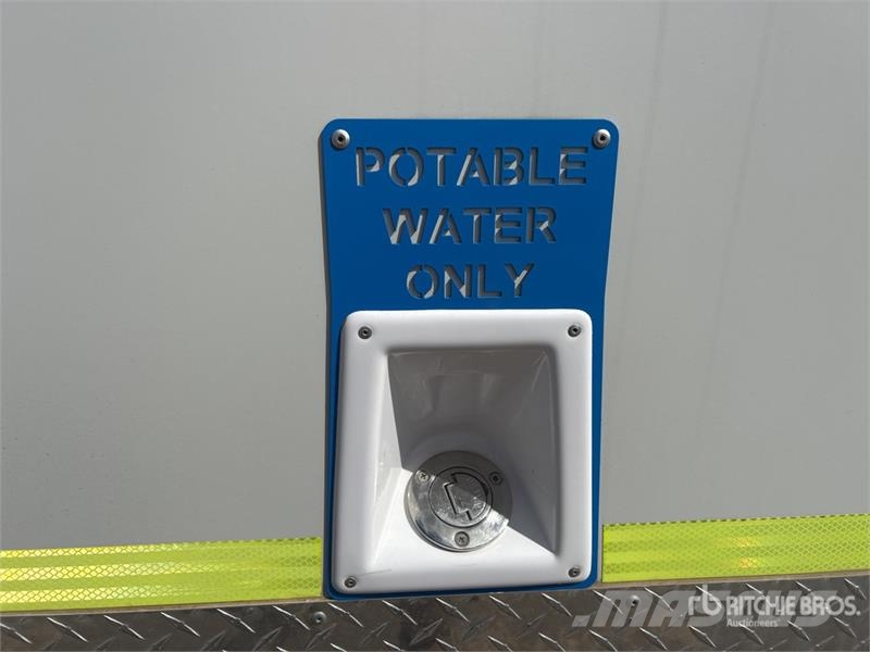 Work Caravans Series 7 6.9 m x 2.5 m Bogie/A Mobil Other