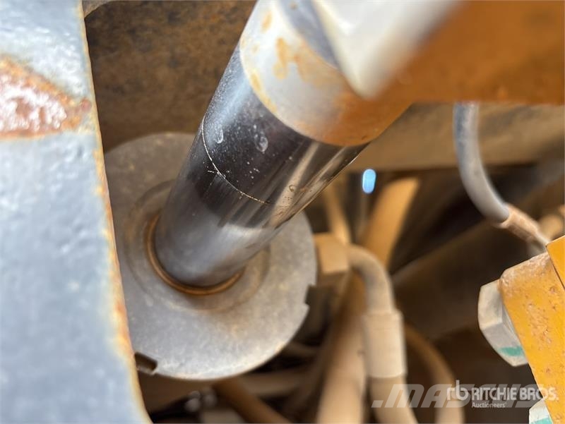 XCMG XS123 Smooth Drum Compactor Valjci sa jednim bubnjem