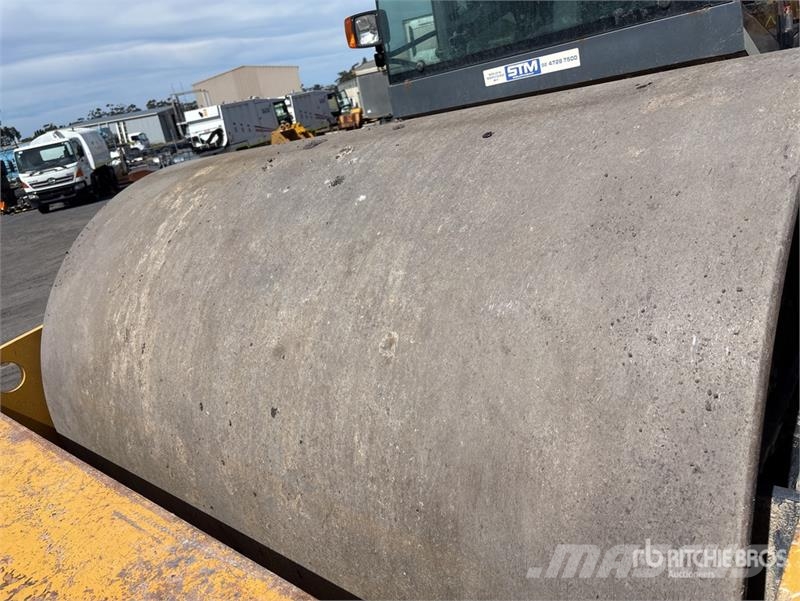 XCMG XS123 Smooth Drum Compactor Valjci sa jednim bubnjem
