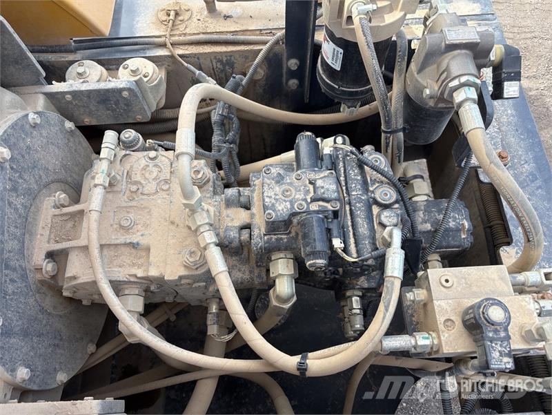 XCMG XS123 Smooth Drum Compactor Valjci sa jednim bubnjem