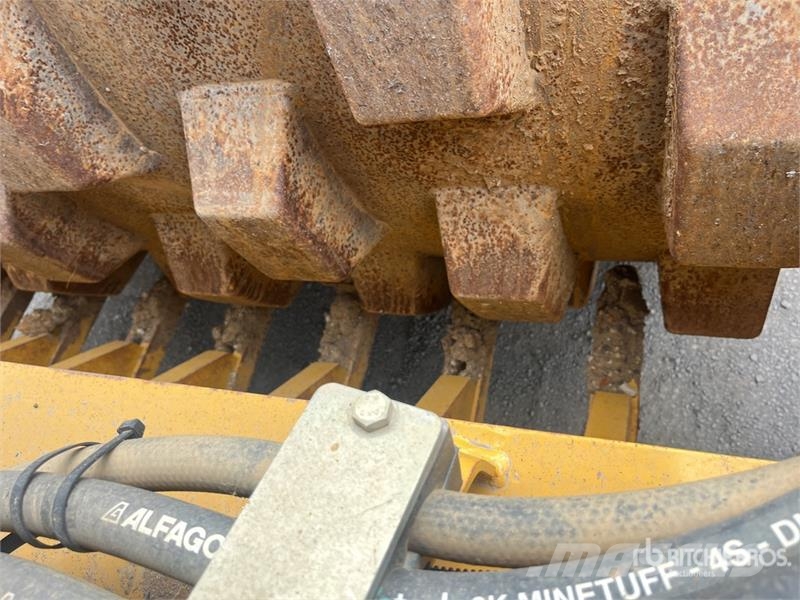 XCMG XS83PD Padfoot Drum Compactor Οδοστρωτήρες μονού κυλίνδρου
