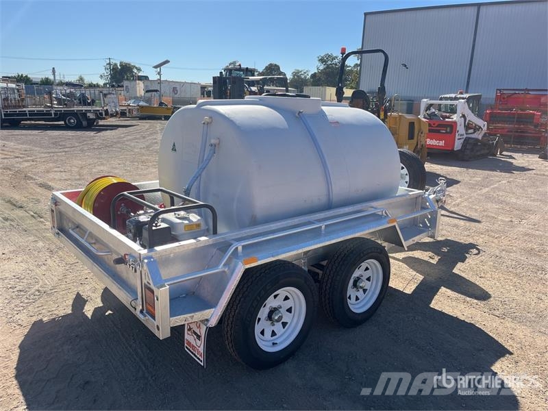 Xtreme Trailers fire fighting trailer (Unused) مقطورات أخرى