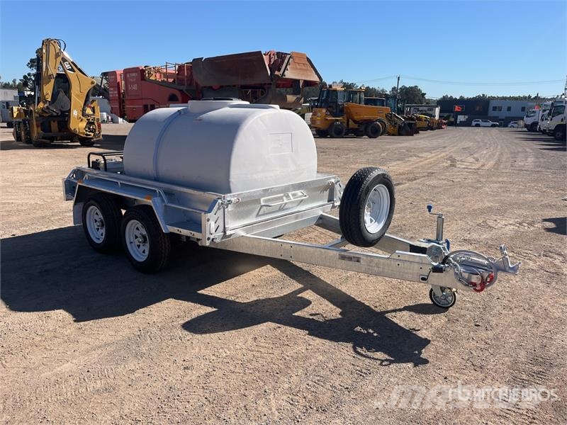 Xtreme Trailers fire fighting trailer (Unused) مقطورات أخرى