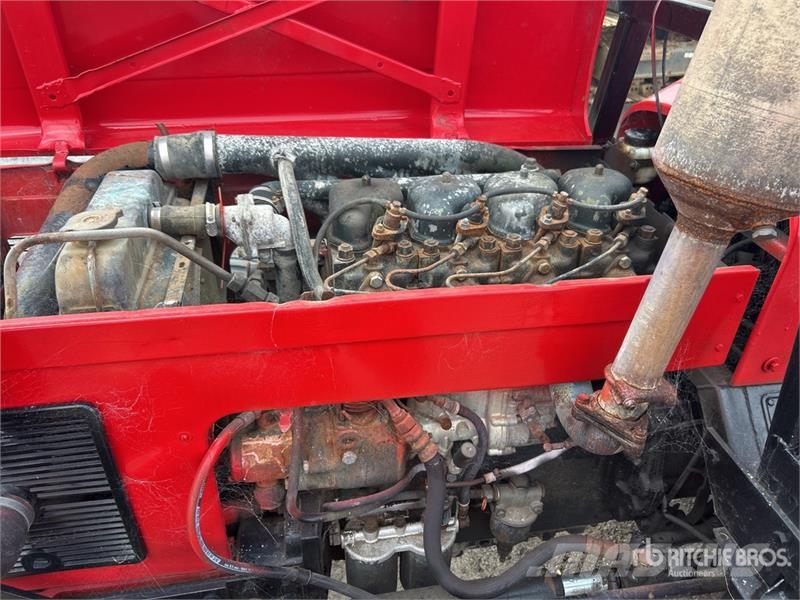 Zetor 7211 2WD Tractor (Inoperable) Tractors