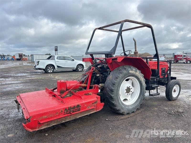 Zetor 7211 2WD Tractor (Inoperable) Tractors