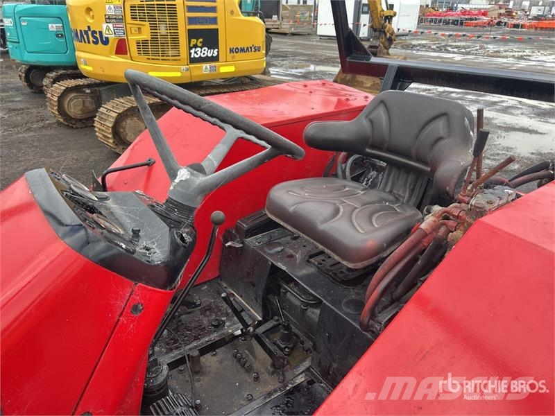 Zetor 7211 2WD Tractor (Inoperable) Tractors
