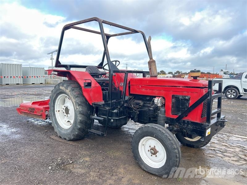 Zetor 7211 2WD Tractor (Inoperable) Tractors