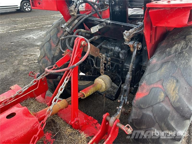 Zetor 7211 2WD Tractor (Inoperable) Tractors