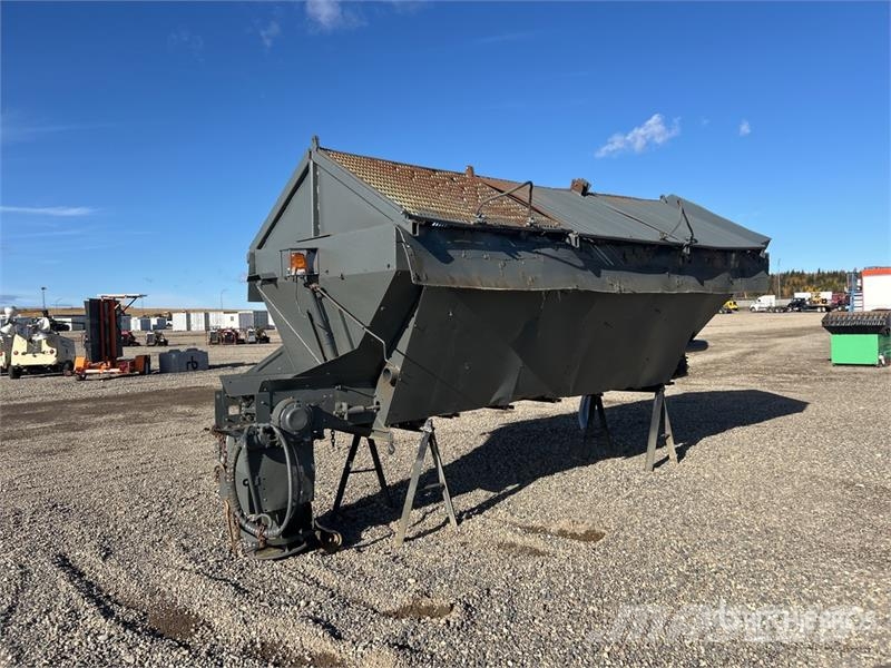  14 ft Salt Spreader Sand- og saltspredere