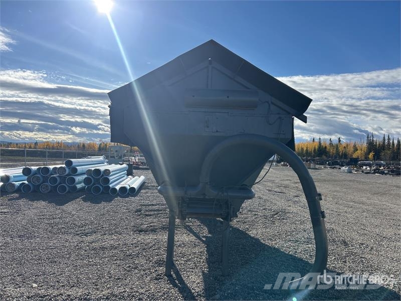  14 ft Salt Spreader Sand- og saltspredere