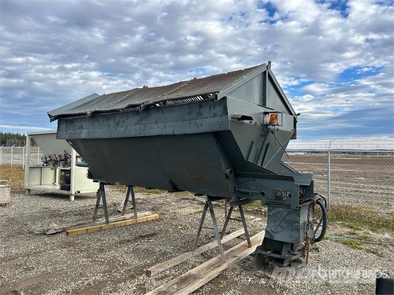 14 ft Salt Spreader Sand- og saltspredere
