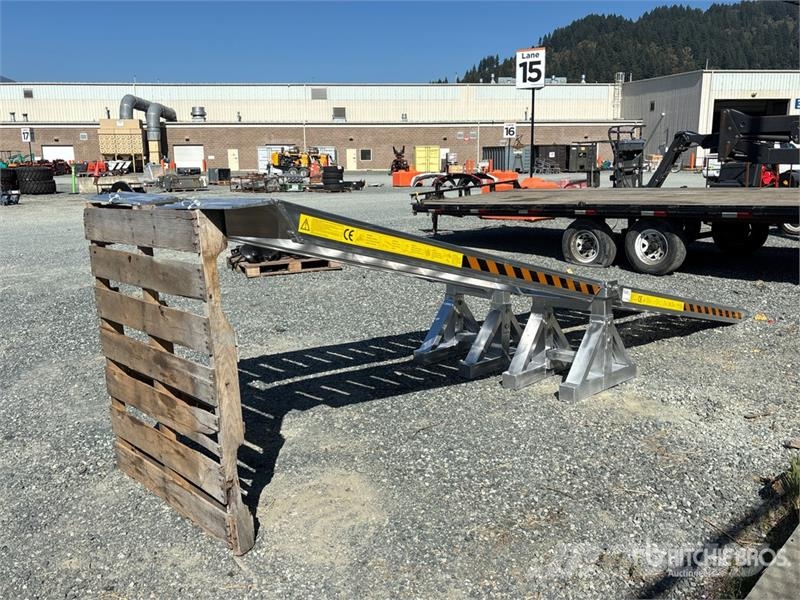  16 ft Aluminum Loading Ramps Коммерческий транспорт - Другие
