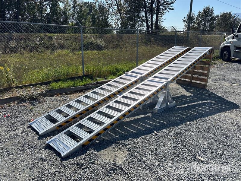  16 ft Aluminum Loading Ramps Коммерческий транспорт - Другие