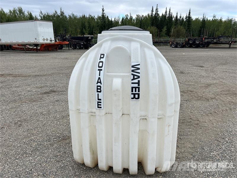 1700 gal Poly Water Tank 燃料タンクと添加剤用タンク
