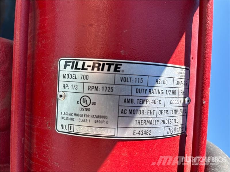 1800 L Steel Diesel Gasoline Fuel Tank Kraftstoff- und Zusatzstoffbehälter