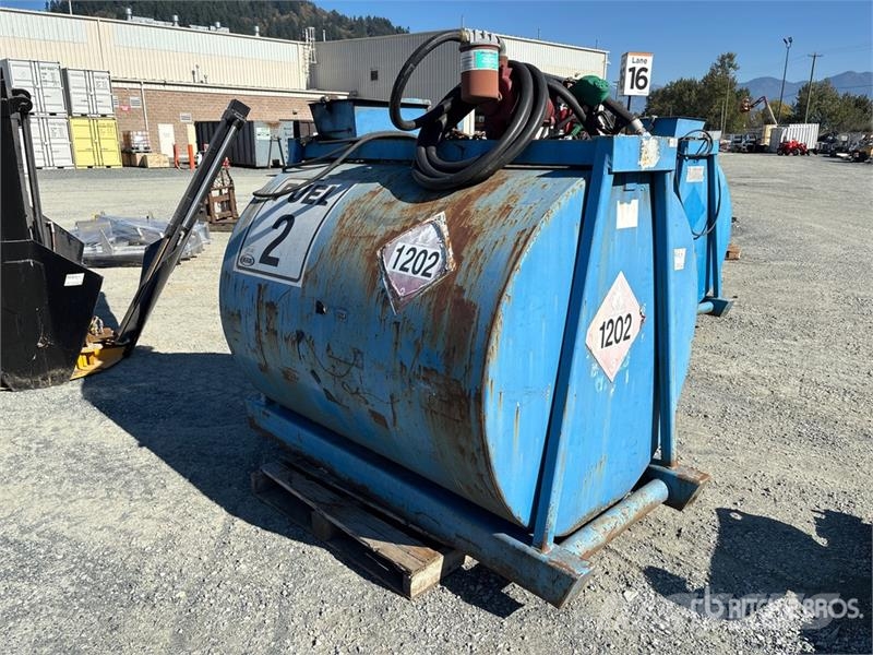 1800 L Steel Diesel Gasoline Fuel Tank Üzemanyag- és adaléktartályok