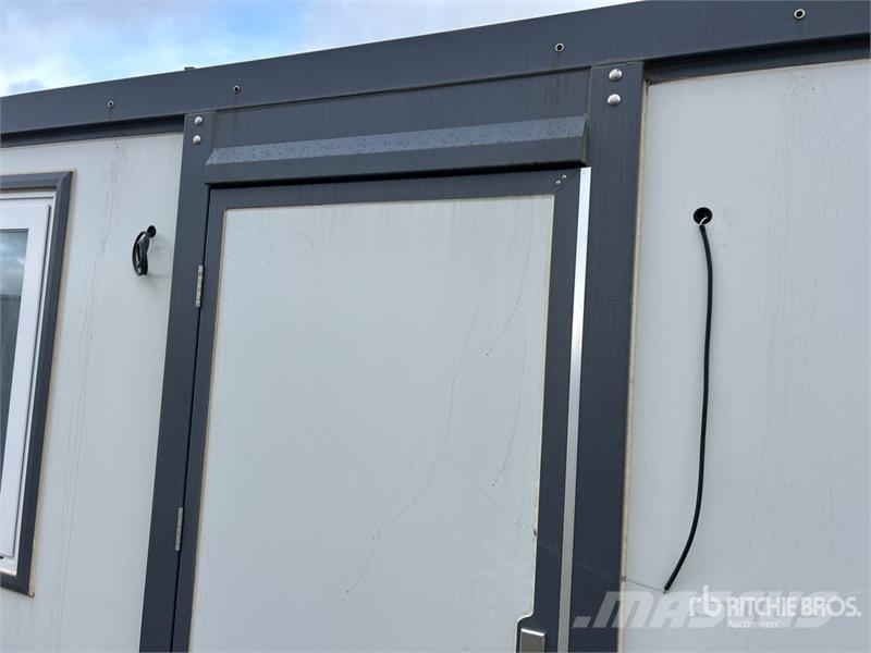  20 ft x 7 ft Mobile Office معدات البناء - غير ذلك