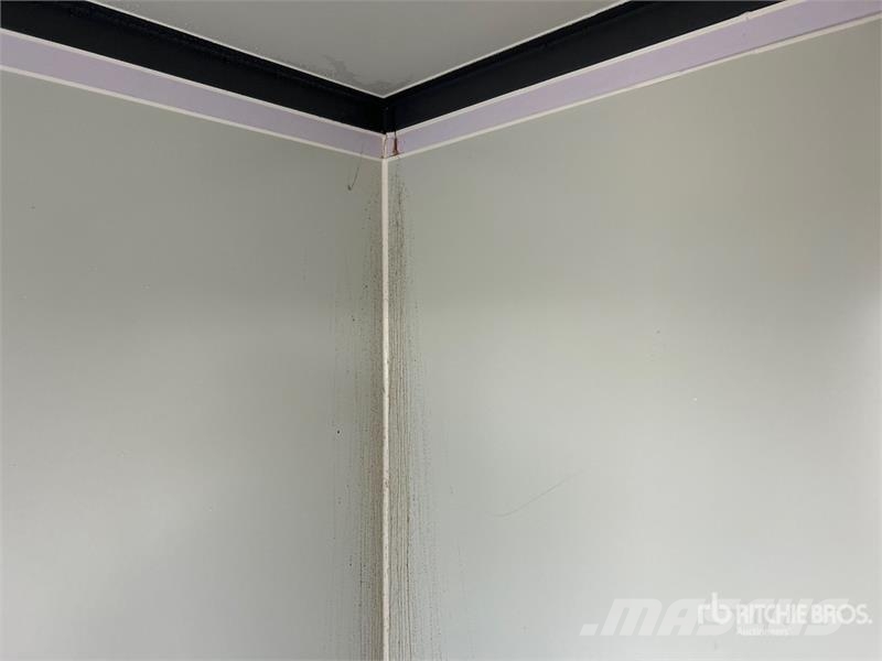  20 ft x 7 ft Mobile Office معدات البناء - غير ذلك