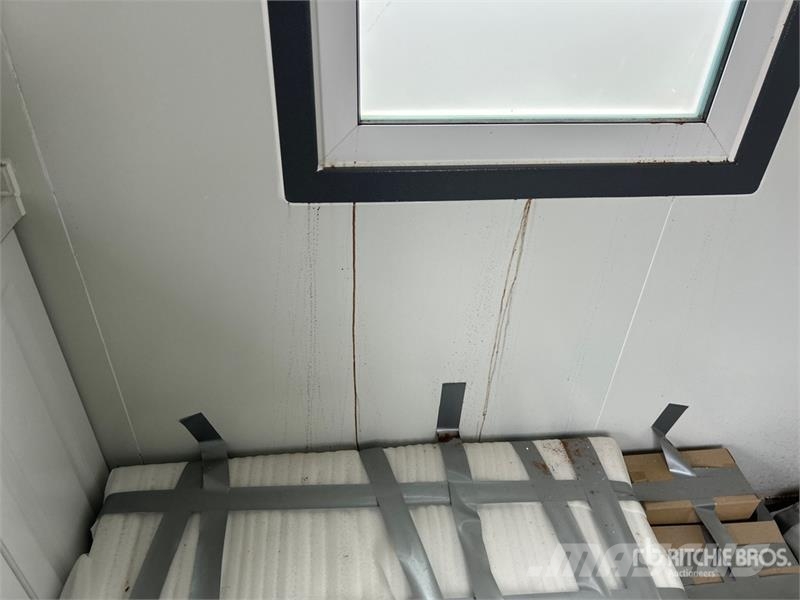  20 ft x 7 ft Mobile Office معدات البناء - غير ذلك