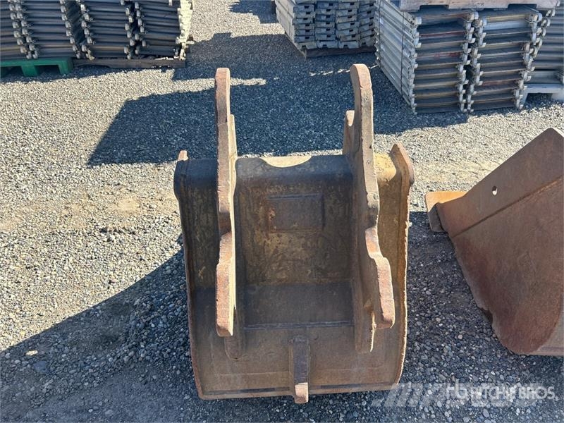  27 in Digging Excavator Bucket دلاء