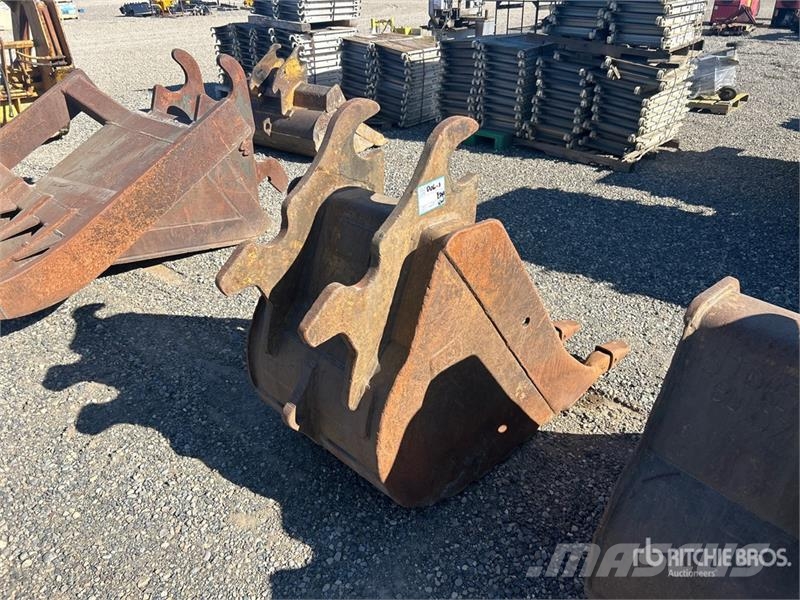  27 in Digging Excavator Bucket دلاء