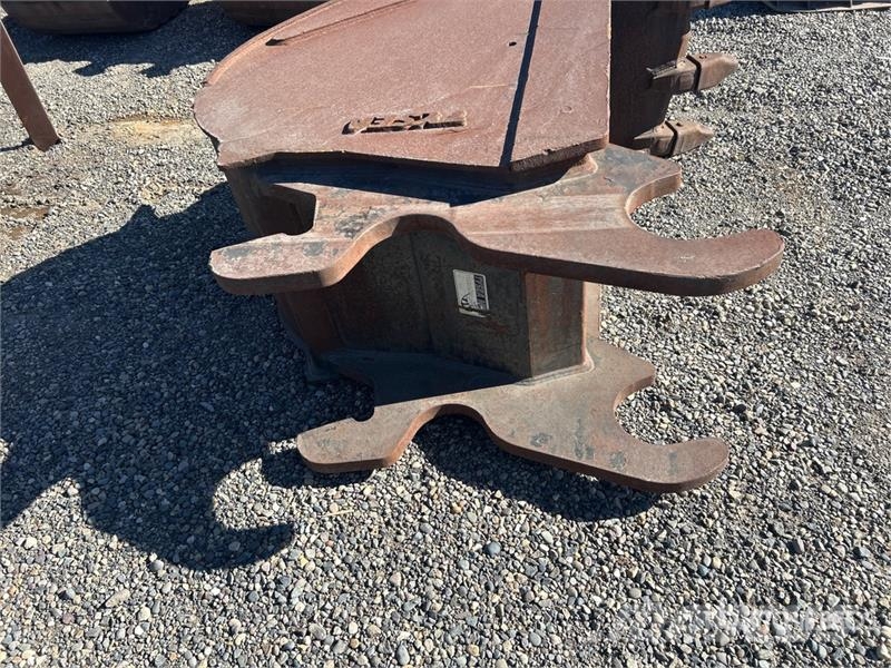  30 in Q/C Digging Excavator Bucket دلاء