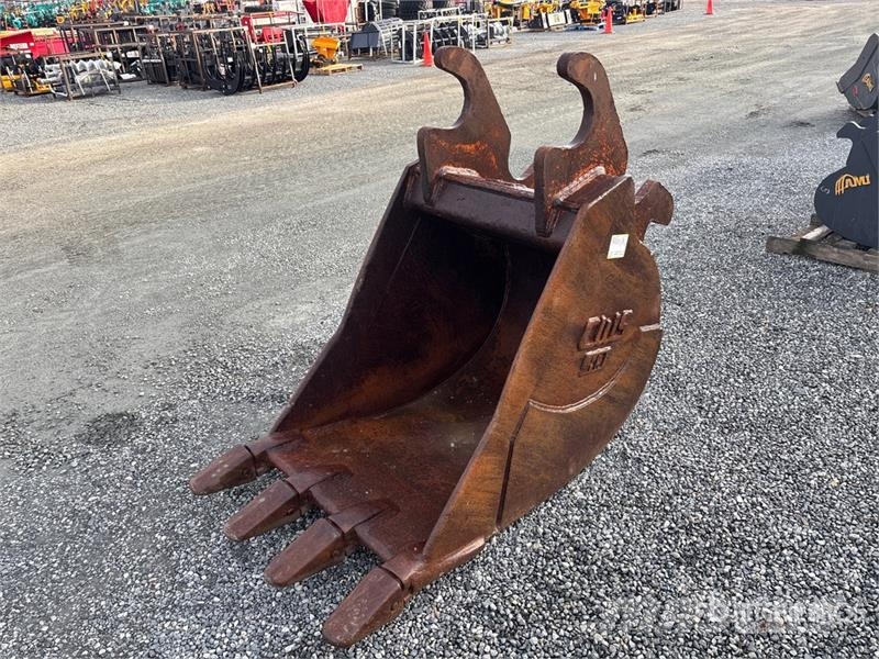  32 in Q/C Digging Excavator Bucket دلاء