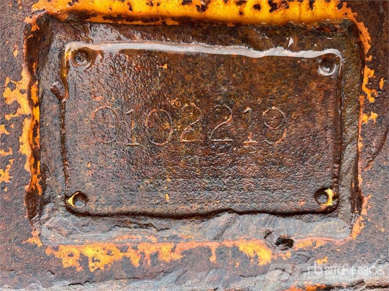  32 in Q/C Digging Excavator Bucket دلاء