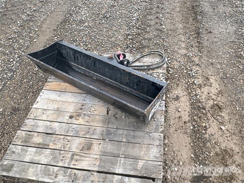 40 in Tilting Mini Excavator Bucket (Unused) دلاء