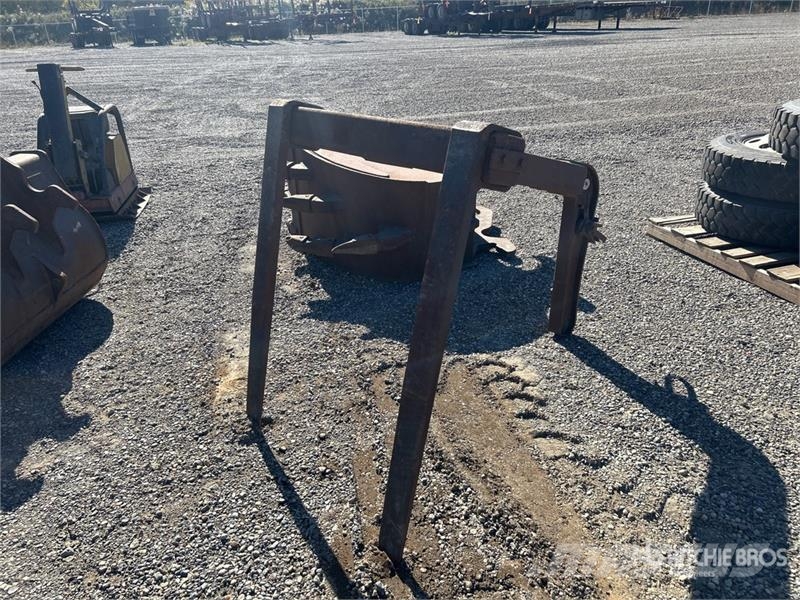 44 in Crane Pallet Forks Fourche