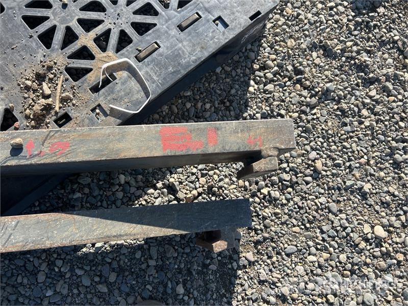 60 in Fork Tines Drugi deli