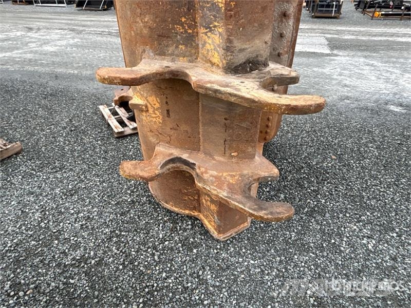 63 in Q/C Cleanup Excavator Bucket Kašike / Korpe