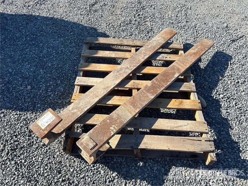64 in Clamp on Fork Attachment Fourche