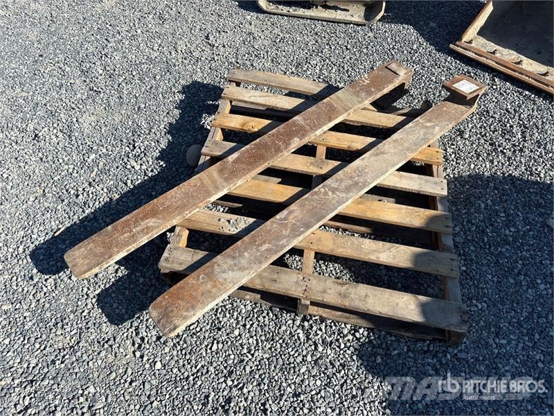 64 in Clamp on Fork Attachment Fourche