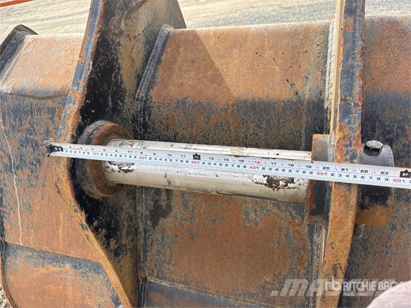 72 in Cleanup Excavator Bucket Kašike / Korpe