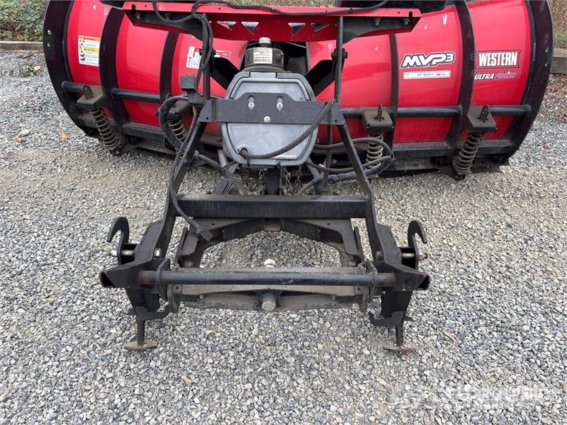 8 ft 6 in V Snow Plow - Fits 2009 GMC C7500 Снежные отвалы и плуги
