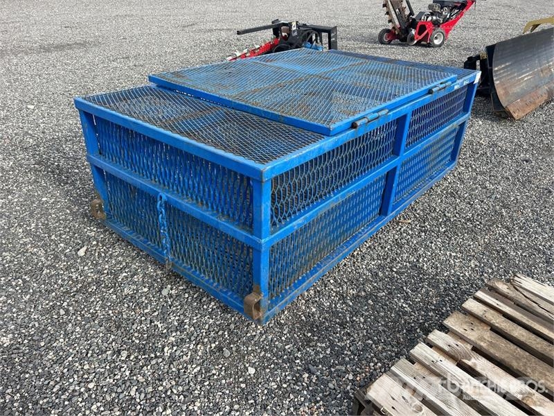  8 ft x 52 in x 30 in Blue Storage Box with Lid Acc مكونات أخرى