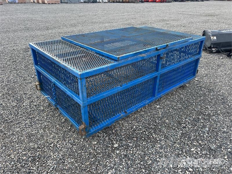  8 ft x 52 in x 30 in Blue Storage Box with Lid Acc مكونات أخرى