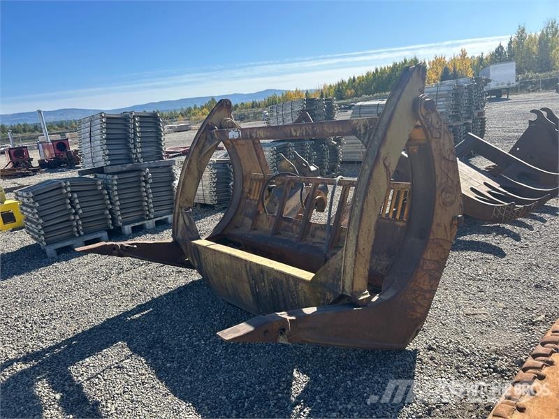  93 in Cat 950 Log Grapple خطاطيف