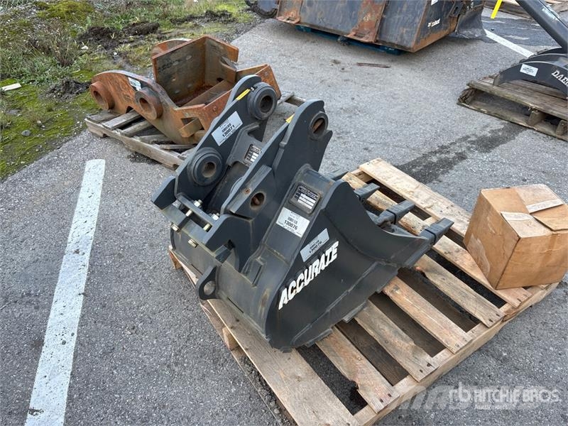 Accurate Fabricating 23 in Digging Excavator Bucket (Unused) Kanalak