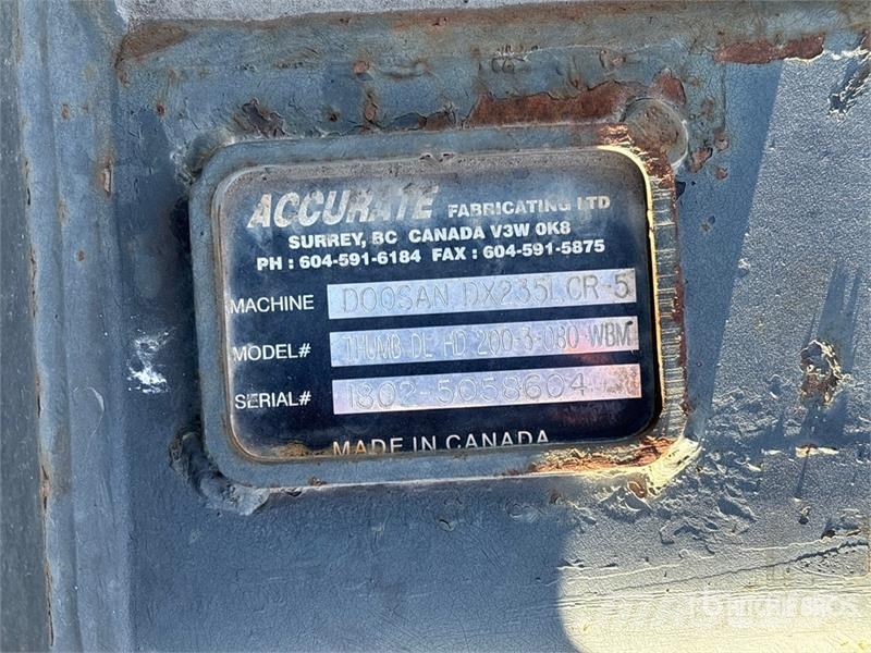 Accurate Fabricating 26 in Hydraulic Excavator Thumb (Unused) Cucharones