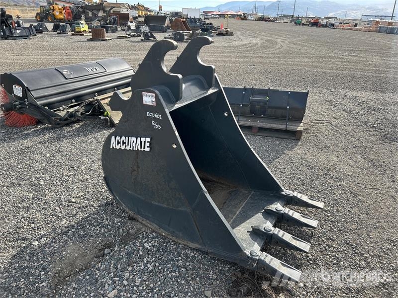 Accurate Fabricating 36 in Digging Excavator Bucket (Unused) Cucharones