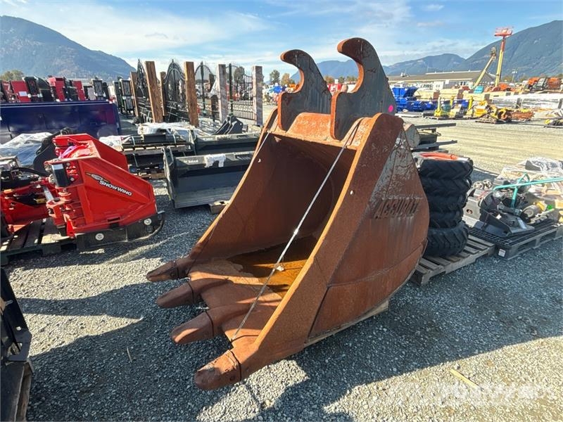 Accurate Fabricating 46 in Q/C Digging Excavator Bucket Cucharones
