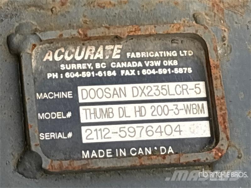 Accurate Fabricating 60 in Excavator Thumb Ковши