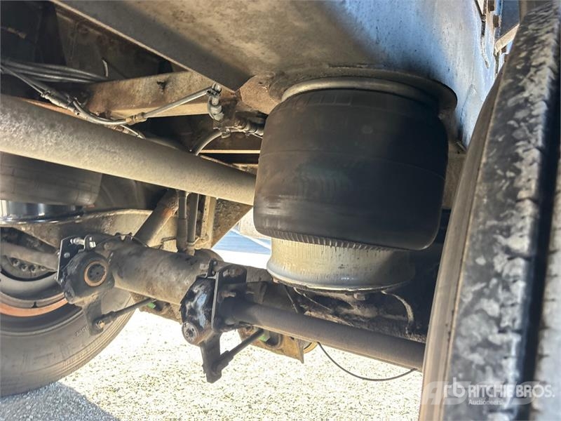 Advance 32500 L Tri/A Super B-Train Lead Tanker Trailer Tank prikolice
