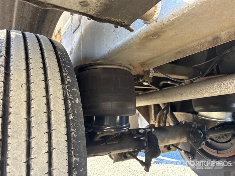 Advance 32500 L Tri/A Super B-Train Lead Tanker Trailer Tank prikolice